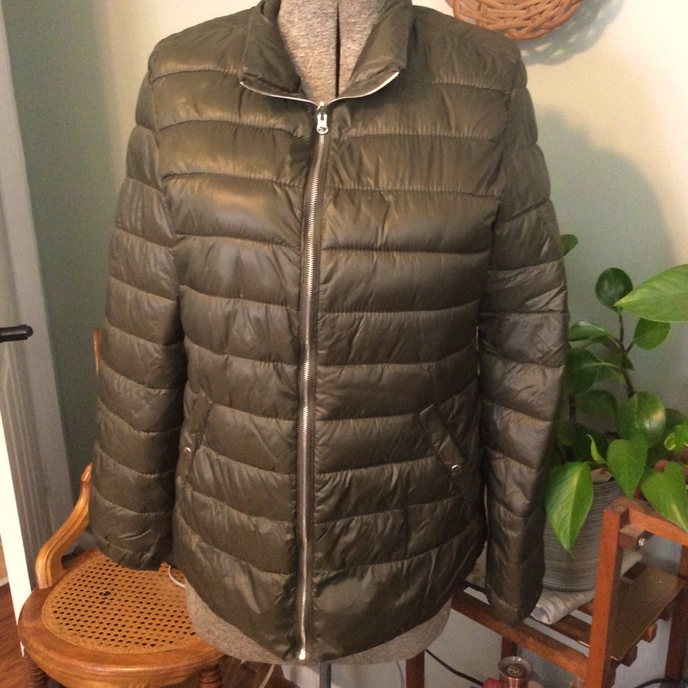 A.N.A puff jacket green size lg